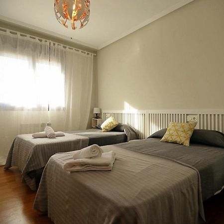 Apartamento , Wifi Y Garaje Cerca Del Centro Lägenhet Oviedo Exteriör bild