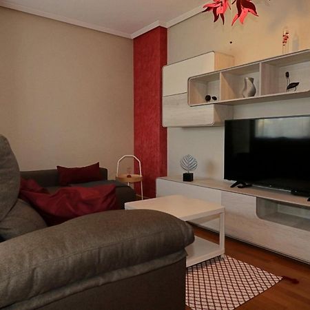 Apartamento , Wifi Y Garaje Cerca Del Centro Lägenhet Oviedo Exteriör bild