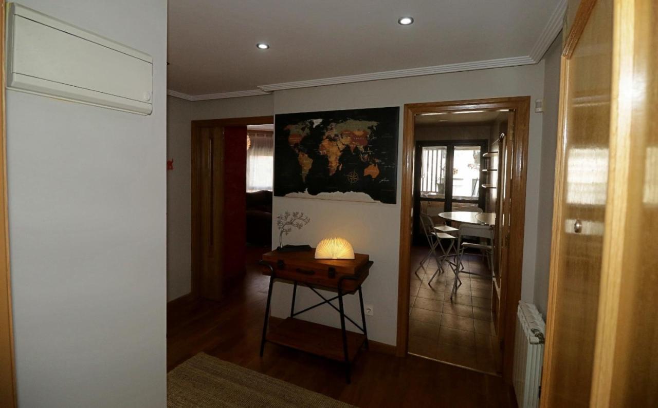 Apartamento , Wifi Y Garaje Cerca Del Centro Lägenhet Oviedo Exteriör bild