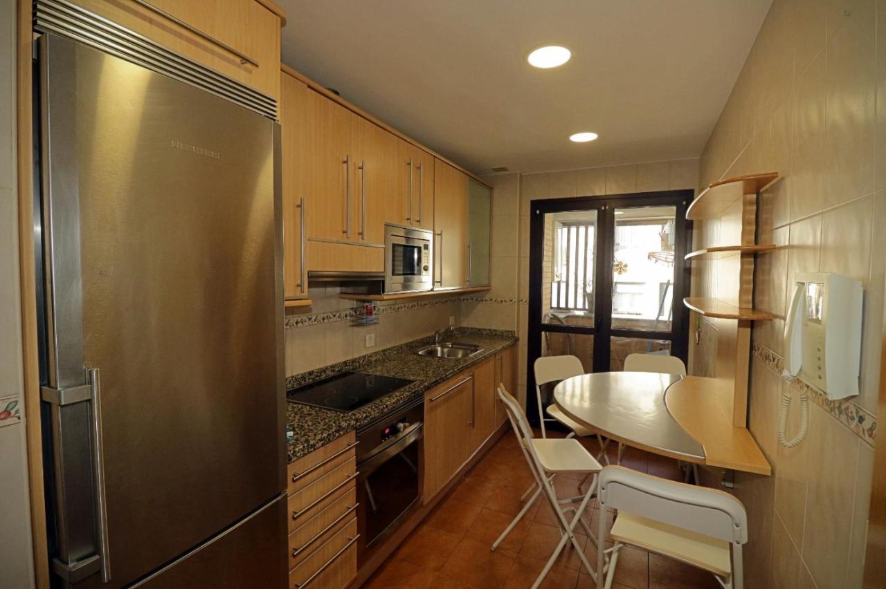 Apartamento , Wifi Y Garaje Cerca Del Centro Lägenhet Oviedo Exteriör bild