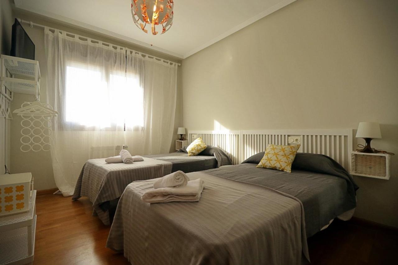 Apartamento , Wifi Y Garaje Cerca Del Centro Lägenhet Oviedo Exteriör bild